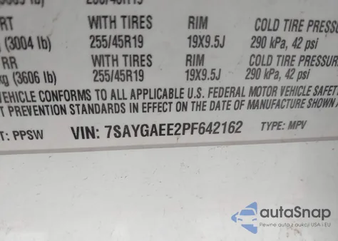 2023 Tesla Model Y Awd/Long Range Dual Motor All-Wheel Drive z USA, uszkodzony, nr VIN 7SAYGAEE2PF642162